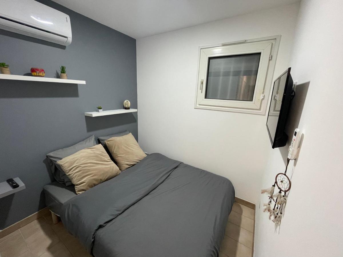 2 Pieces Climatise-Wifi / 4 Voyageurs / Boxe Prive / 2 Piscines / 2 Tennis / Petanque / Pingpong Antibes Exterior foto