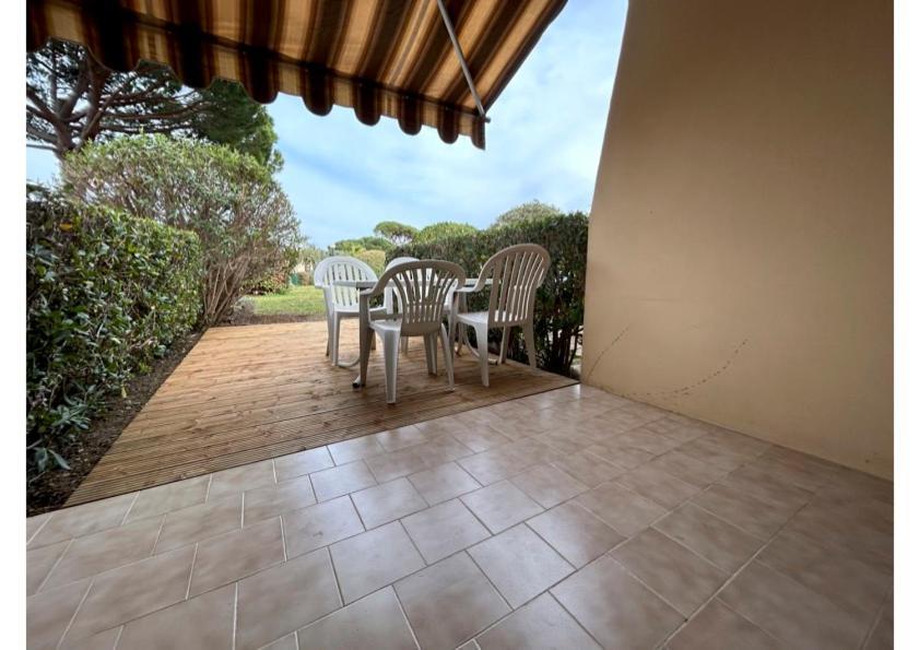2 Pieces Climatise-Wifi / 4 Voyageurs / Boxe Prive / 2 Piscines / 2 Tennis / Petanque / Pingpong Antibes Exterior foto